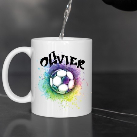 Mug Ballon de Foot Personnalisable – Deux Prénoms et Mains Entrelacées