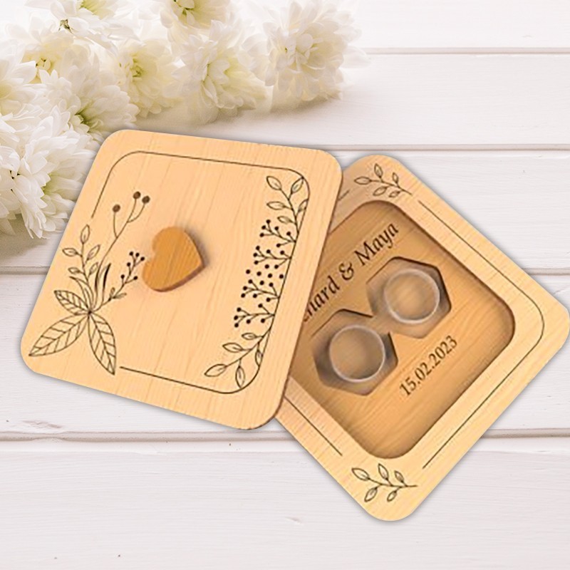 Boîte à Alliances en Bois Gravée – Coffret Mariage Personnalisé avec Prénoms et Date