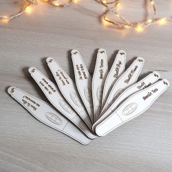 Test de Grossesse Annonce en Bois Gravé – Annonce Grossesse Originale et Personnalisée