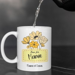 Mug “Bonne fête Mamie” personnalisable – Ajoutez les prénoms des petits-enfants